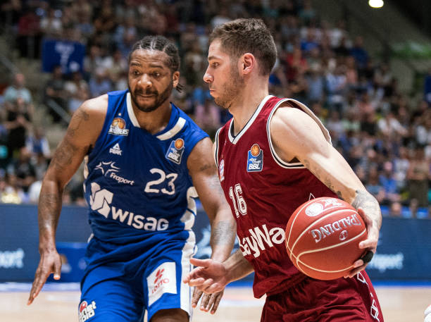 他已成为新 他已成为新