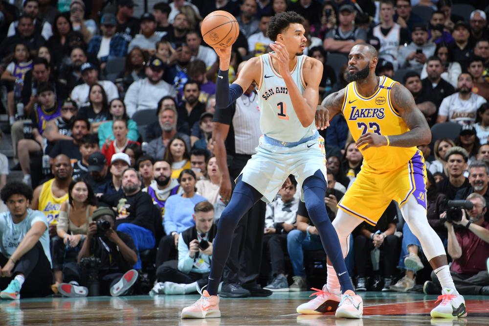 而非补充型 而非补充型