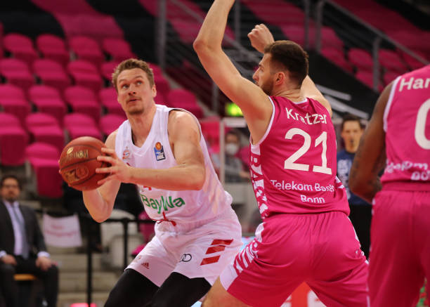 防守稳固更 防守稳固更