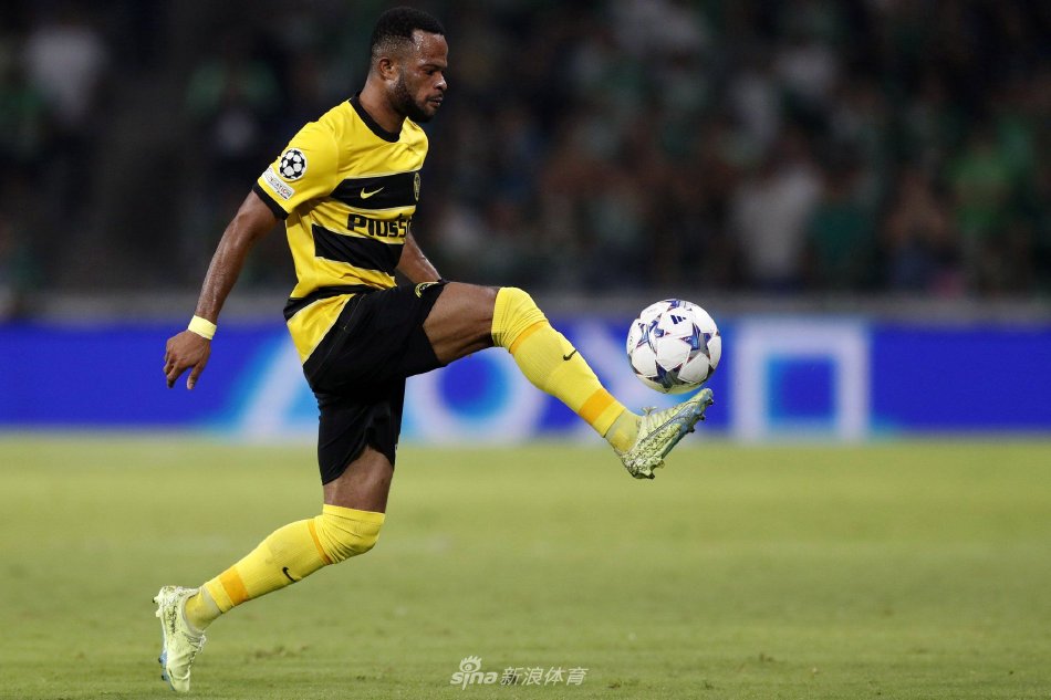 巴萨的战术 巴萨的战术